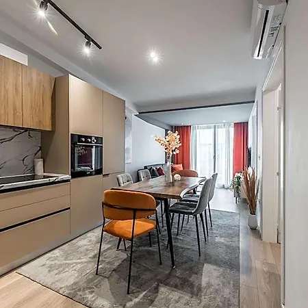 Cozy Center Отель Дуррес